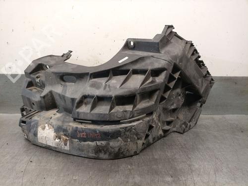 Used Front bumper bracket RENAULT TRAFIC II Bus (JL) 2.0 dCi 115 (JL00, JL01, JL0H, JL0M, JL0U) (114 hp) 31049480
