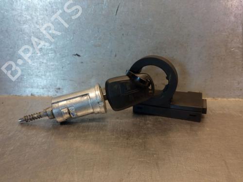 Used Ignition barrel OPEL MERIVA A MPV (X03) 1.7 CDTI (E75) (100 hp) 29827458