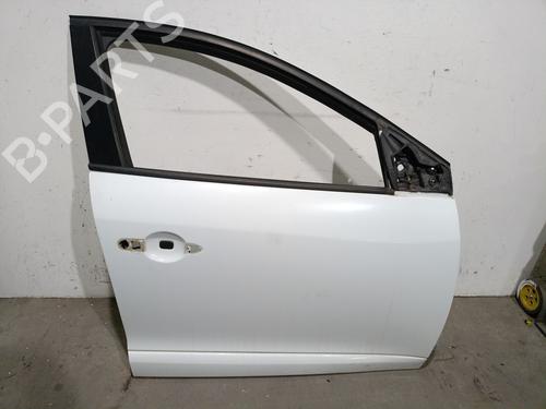 right-front-door-renault-megane-iii-hatchback-bz01_-b3_-2008-33942858 main image