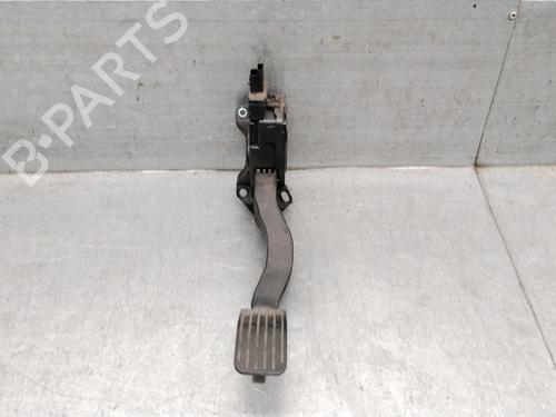 Used Pedal Pedal 37442550 37442550