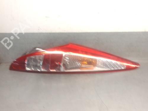 Used Left taillight FIAT ULYSSE (179_) 2.2 JTD (128 hp) 28134228