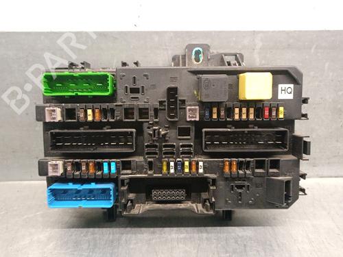 Used Fuse box OPEL ZAFIRA / ZAFIRA FAMILY B (A05) 1.9 CDTI (M75) (120 hp) 31067067