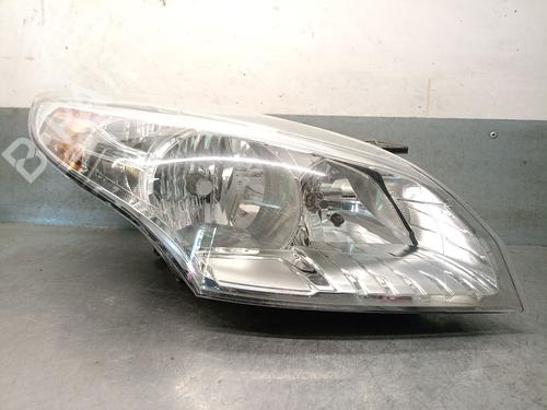 right-headlight-renault-megane-iii-hatchback-bz01_-b3_-2008-32440075 main image