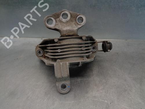 Used Engine mount CHEVROLET CRUZE (J300) 1.8 (141 hp) 8763275