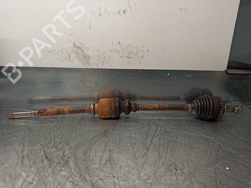 Used Right front driveshaft PEUGEOT 605 (6B) 2.0 16V (132 hp) 8323991