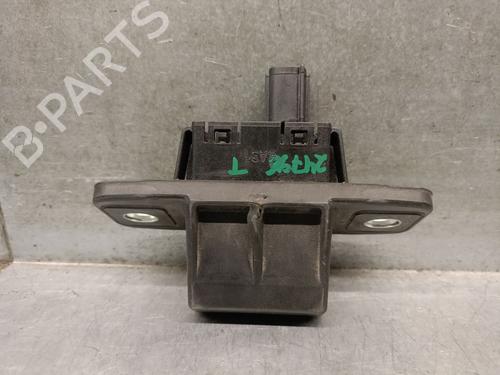 Used Tailgate handle Tailgate handle MAZDA CX-5 (KF) 2.0 SKYACTIV-G AWD (163 hp) 33675350 33675350