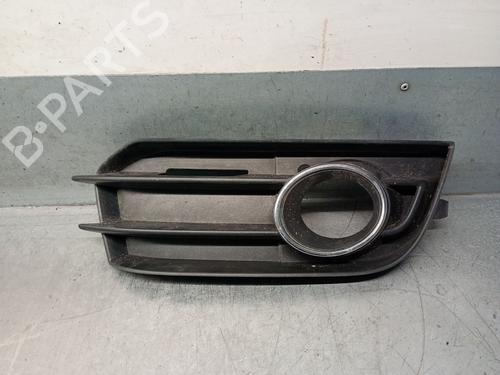 Calandre AUDI A1 Sportback (8XA, 8XF) 1.4 TFSI (122 hp) 31806508