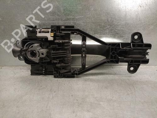 Used Front left exterior door handle VOLVO V40 Hatchback (525) D3 (150 hp) 21793083