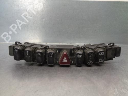 Used Warning switch MERCEDES-BENZ S-CLASS (W220) S 320 CDI (220.026, 220.126) (197 hp) 18310190