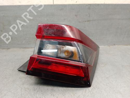 Used Right taillight NISSAN JUKE (F16_) 1.0 (114 hp) 31973940