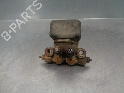 Used Brake master cylinder HYUNDAI H-1 / STAREX Bus (A1) [1997-2025]  17616128