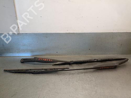 Used Front windshield wiper arm Front windshield wiper arm LANCIA MUSA (350_) 1.3 D Multijet (350.AXB11, 350.AXB1A) (70 hp) 36466786 36466786