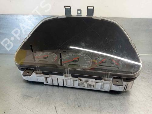 Used Instrument cluster VOLVO V40 Estate (645) [1995-2004]  12926077