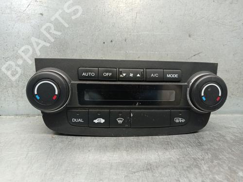 AC Styreenhet / Manøvreringsenhet HONDA CR-V III (RE_) 2.2 i-CTDi 4WD (RE6) (140 hp) 21840791