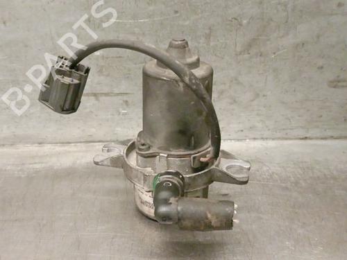 Used Vacuum pump VOLVO V70 II (285) 2.4 (140 hp) 30912562