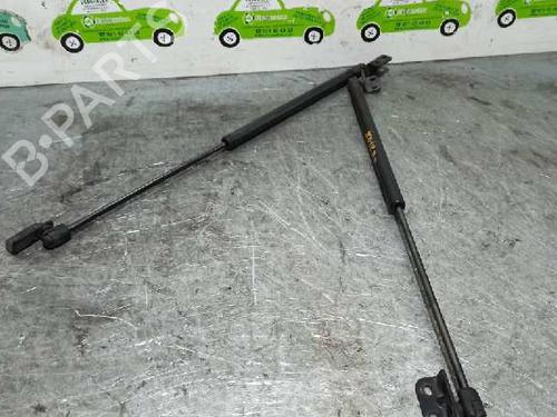 Hood lift support KIA SORENTO I (JC) 2.5 CRDi 4WD | BP20252818C139 