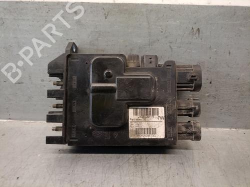 Used Fuse box Fuse box RENAULT MEGANE III Coupe (DZ0/1_) 1.5 dCi (DZ0B) (106 hp) 34156581 34156581