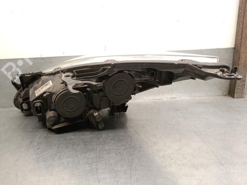 Right headlight PEUGEOT 5008 (0U_, 0E_)  | BP29851162C29