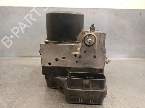 Used ABS pump TOYOTA RAV 4 III (_A3_) 2.2 D 4WD (ALA30_, ALA30R) (136 hp) 20709111