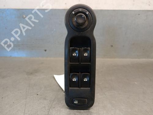 Used Left front window switch Left front window switch RENAULT MODUS / GRAND MODUS (F/JP0_) 1.5 dCi (JP0G, JP0H) (106 hp) 33755315 33755315