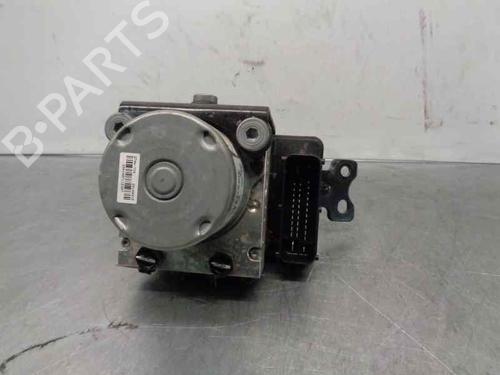 Used ABS pump HYUNDAI ix35 (LM, EL, ELH) 1.7 CRDi (116 hp) 6874929