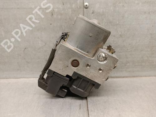 Used ABS pump VOLVO V40 Estate (645) [1995-2004]  31177857