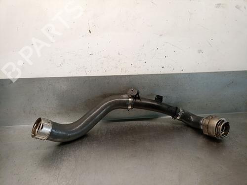 pipe-nissan-juke-f16_-2019-28623202 main image