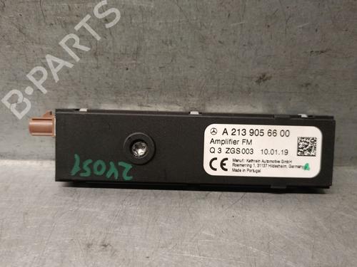Antenne/Base MERCEDES-BENZ S-CLASS (W222, V222, X222) S 560 e (222.173) (367 hp) 31052443