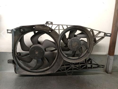 Used Radiator fan RENAULT TRAFIC II Van (FL) 2.5 dCi 145 (FL0J) (146 hp) 28724507