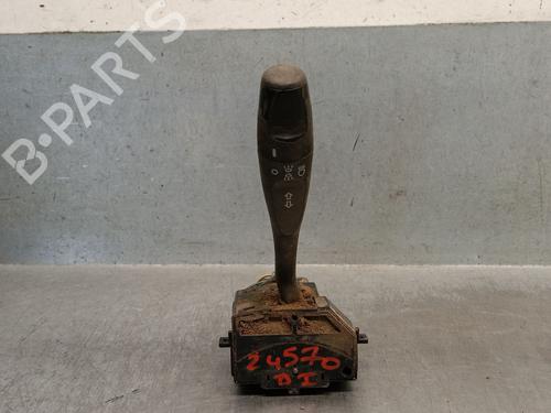 Commande de phare MITSUBISHI L200 (K7_T, K6_T, K5_T) 2.5 TD 4WD (K74T) (115 hp) 32028095