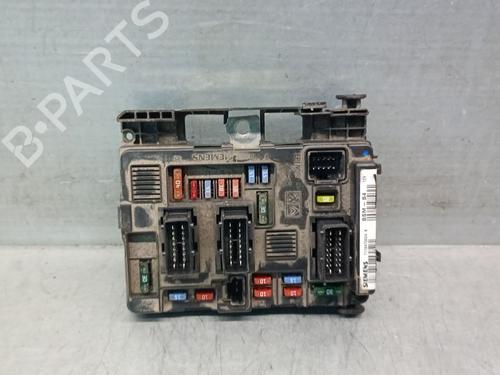 Used Fuse box CITROËN C3 I (FC_, FN_) 1.4 HDi (68 hp) 30881366
