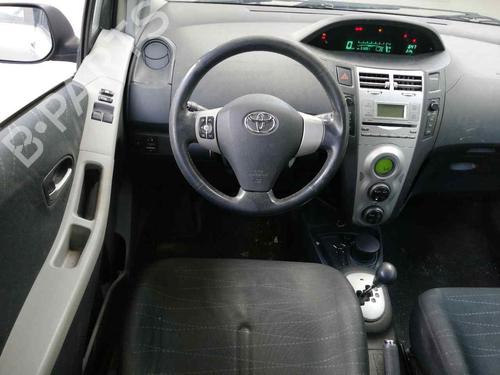 Luna delantera izquierda TOYOTA YARIS (_P9_) 1.4 D-4D (NLP90_, NLP90R) | BP9682907C18 