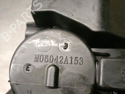 Valve cover MITSUBISHI ASX (GA_W_) 1.6 DI-D | BP36868875M124  - Image 5