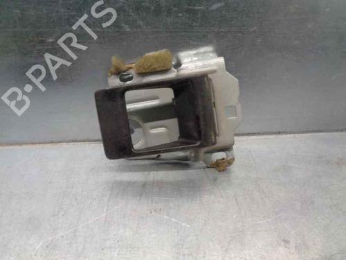 Venstre foran invendig håndtak LAND ROVER FREELANDER I (L314) [1998-2006]  8218004