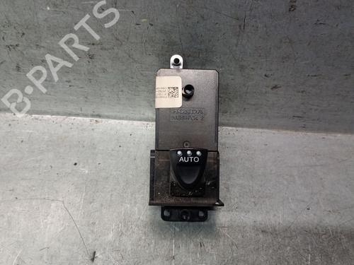 Mando elevalunas delantera derecho HONDA CIVIC VIII Hatchback (FN, FK) 1.8 (FN1, FK2) (140 hp) 31145868