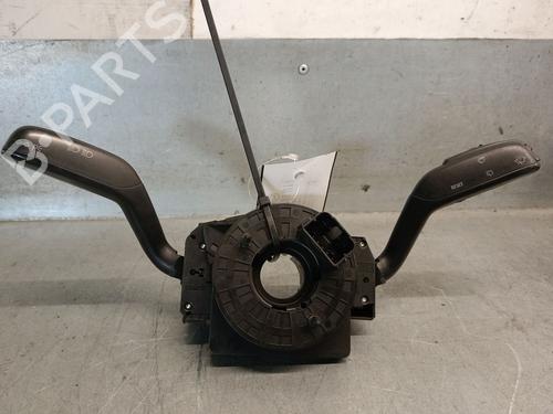 Mando luces VW TRANSPORTER T5 Bus (7HB, 7HJ, 7EB, 7EJ) 1.9 TDI (102 hp) 33017847