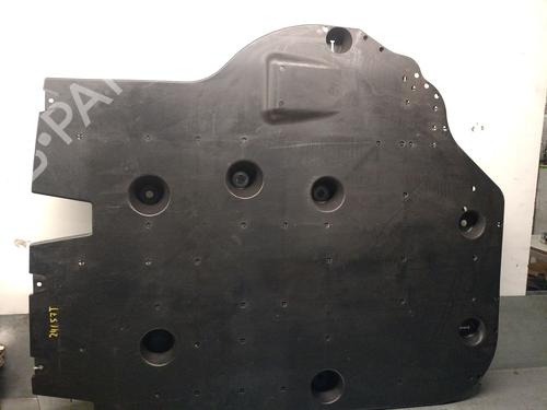 Used Underbody protection RENAULT ARKANA I (LCM_, LDN_) 1.3 TCe 140 (LDN0) (140 hp) 32262136