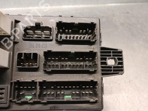 Fuse box HYUNDAI TRAJET (FO) 2.0 CRDi | BP30931873E1