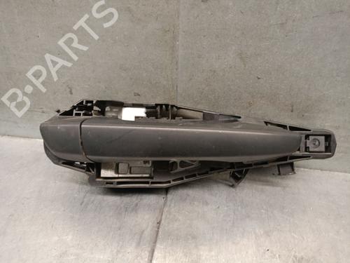 front-right-exterior-door-handle-toyota-proace-van-mdz_-2016-36023475 main image