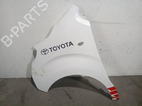 left-front-fenders-toyota-proace-van-mdz_-2016-35962564 main image