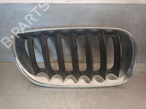 Used Grille BMW X3 (E83) 2.0 d (150 hp) 26904049