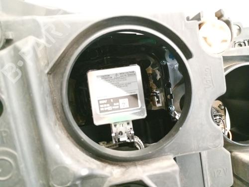 Left headlight LAND ROVER RANGE ROVER SPORT I (L320) 3.0 D 4x4 | BP29360097C28 
