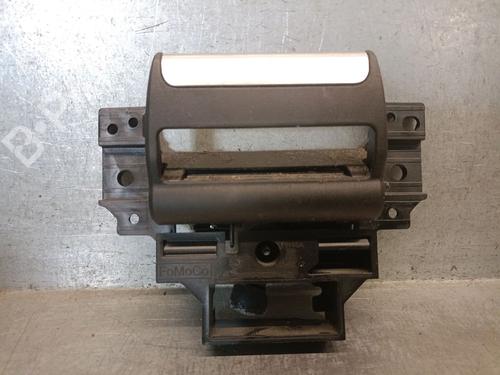 front-left-interior-door-handle-vw-amarok-t1a-t1b-2022-34544702 main image