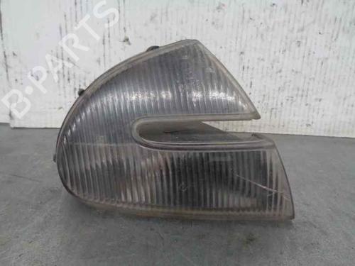 Used Left front indicator Left front indicator 8168800 8168800