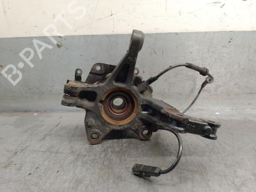 Used Left front steering knuckle RENAULT CLIO IV Grandtour (KH_) 1.5 dCi 90 (KHN3, KHN4) (90 hp) 32384114