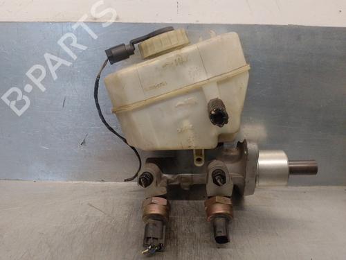 Used Brake master cylinder BMW 3 Touring (E46) 330 d (184 hp) 15517373