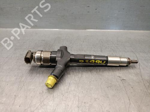 Injector OPEL VECTRA C (Z02) 3.0 CDTi (F69) (184 hp) 30636209