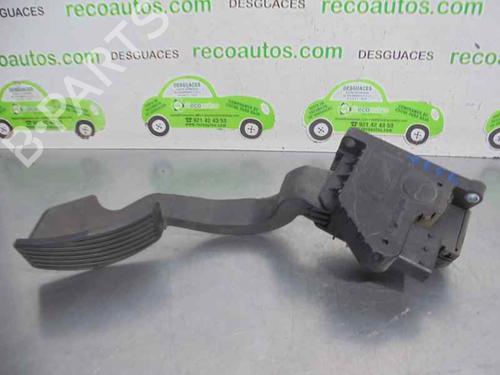 Used Pedal FIAT GRANDE PUNTO (199_) 1.3 D Multijet (199.AXD11, 199.AXD1A, 199.AXD1B,... (90 hp) 4080763