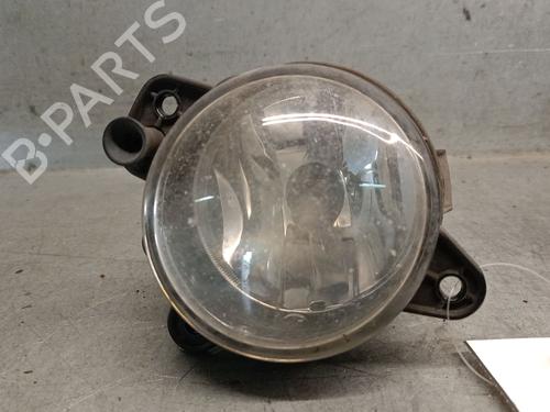 Used Right front fog light VW TRANSPORTER T5 Bus (7HB, 7HJ, 7EB, 7EJ) 1.9 TDI (102 hp) 33012898