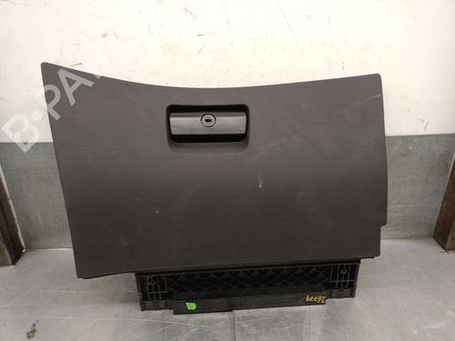 Used Glove box Glove box SUZUKI ALTO VII (GF, HA25_, HA35_) 1.0 (AMF310, GFC31S) (68 hp) 39977686 39977686